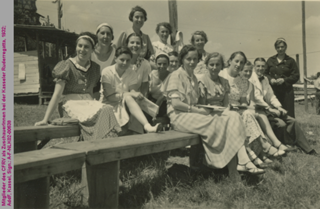 Mitglieder des CFRV als ZuschauerInnen bei der Kasseler Ruderregatta, 1932