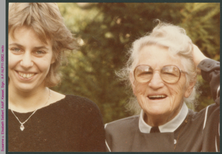Elisabeth Selbert mit ihrer Enkelin Susanne Selbert