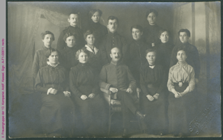 Gruppenbild der II. Frauengruppe der 13. Kompanie, Erster Weltkrieg
